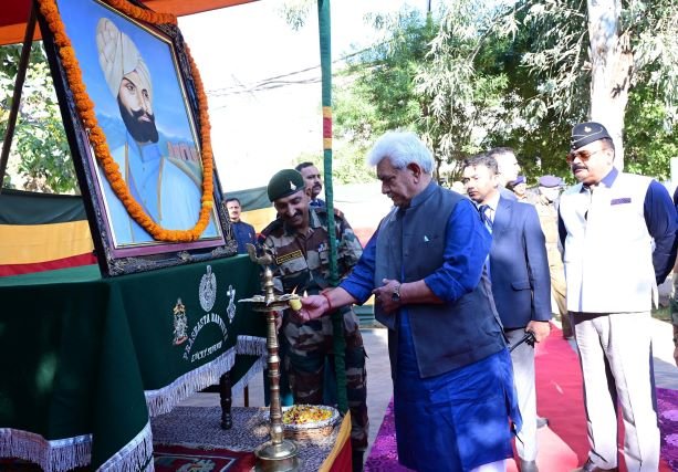 Lt Governor pays tributes to General Zorawar Singh on his Martyrdom Day