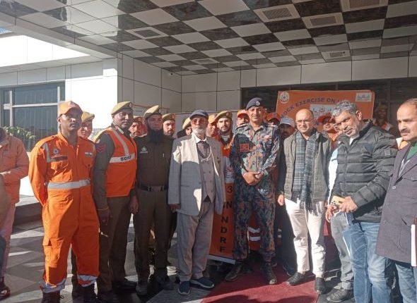 13 NDRF conducts rescue Mock drill in GDC Kishtwar