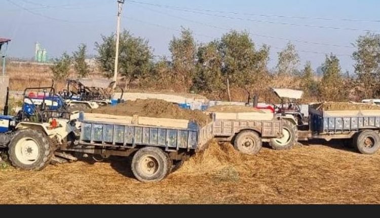 Kathua: Mining Department seizes 16 vehicles involved in illegal mining