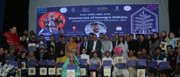 Fostering students’ artistic acumen is vital for their holistic development: Alok Kumar