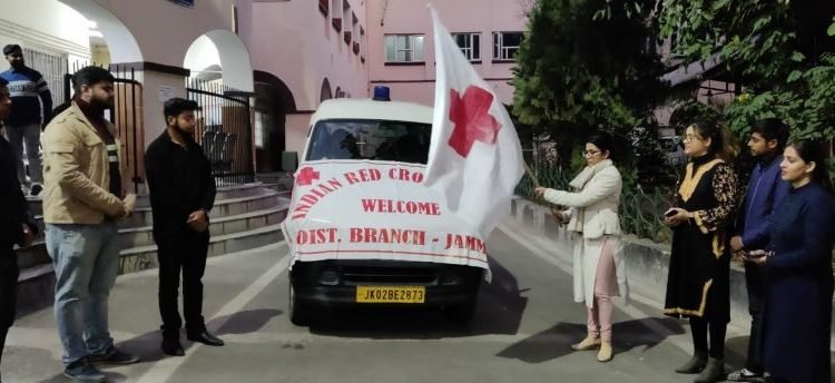 DC Jammu Avny Lavasa flags off Cloth distribution drive of District Red Cross society