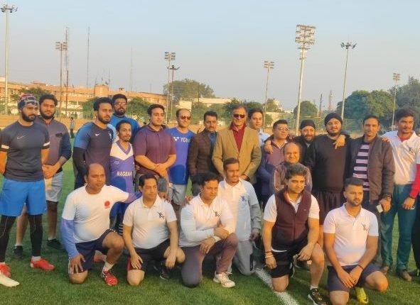 U.K.Jalali presided over the final football match of Advocates.
