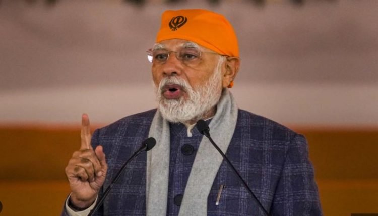 India needs to break free from narrow views of past to achieve heights of success: PM Modi