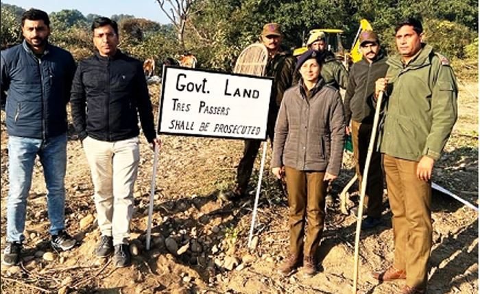 Anti encroachment drive: Attempt to encroach 296 Kanal prime Land foiled at Gurha Salathia