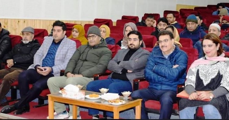 DIPR accords warm send-off to Jt. Director Inam-Ul-Haq Siddiqui