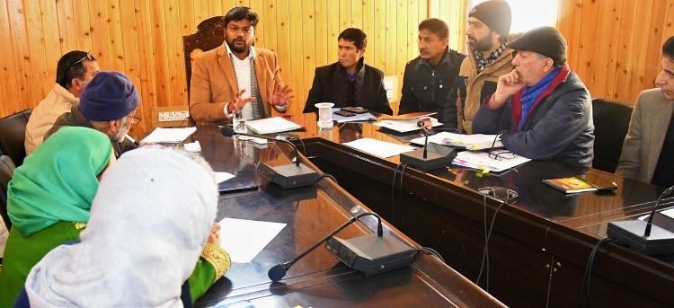 DDC Gbl discusses roadmap for establishment of Hi-Tech Nursery in district