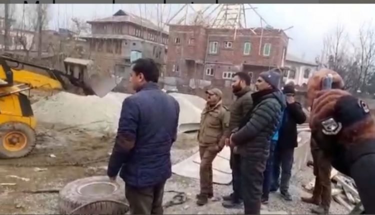 Srinagar Admin launches massive anti-encroachment operations in various parts of City