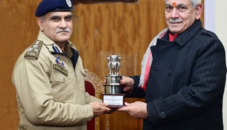 J&K Raj Bhavan bids farewell to outgoing officers