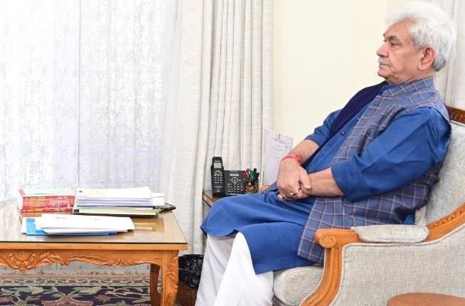 President, All J&K Panchayat Conference calls on Lt Governor