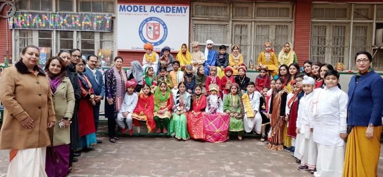 Model Academy organised Science and Art Exhibition