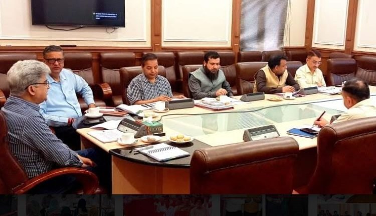 Atal Dulloo chairs Project Grounding & Monitoring Committee meeting