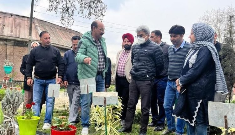 Dulloo inaugurates medicinal, Aromatic Park at Lalmandi