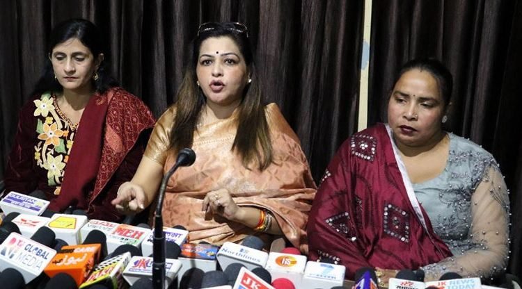 Common man down, dejected after Modi Govt’s another blow of hike in LPG price: Namrta