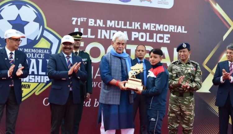Lt Governor attends closing ceremony of 71st BN Mullik Memorial All India Police Football Championship at Srinagar