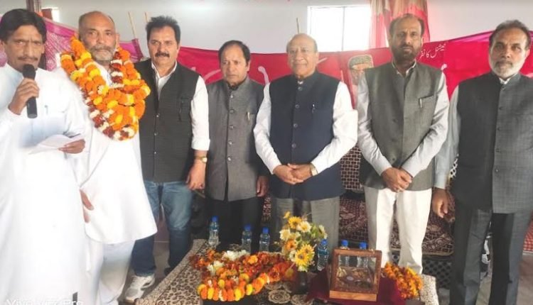 Rattan Lal slams J&K Admin for neglecting religious tourism