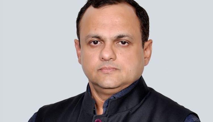 Dr. Parneesh slams Mehbooba for her obnoxious remarks over dismissal of employees