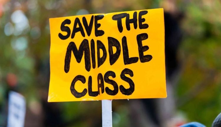 INFLATION'S IMPACT ON THE MIDDLE CLASS