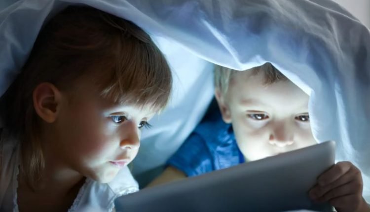 FROM SCREEN TIME TO GREEN TIME