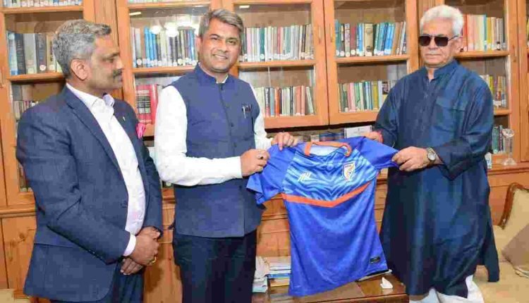 President All India Football Federation calls on Lt Governor