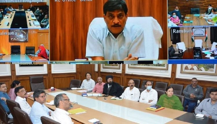 No need to panic about current spike in Covid cases: Experts to CS