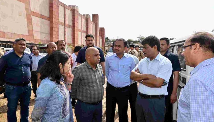CS Dr. Arun Kumar Mehta tours Jammu City to inspect ongoing Development works