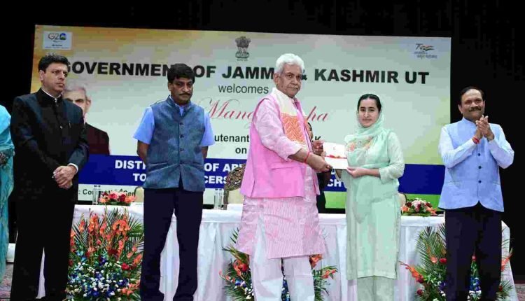 Lt Governor hands over appointment orders to newly inducted recruits of JKAS, JKPS & Accounts Service
