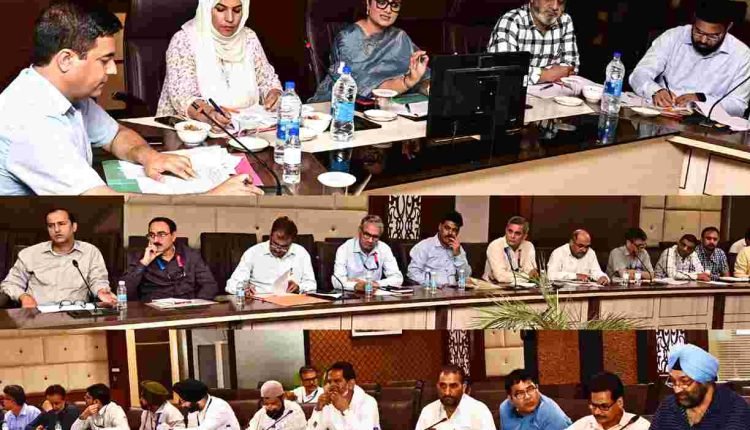 Vice Chairperson, J&K KVIB, Dr. Hina Shafi Bhat, Holds Productive Meeting with Bankers for Employment Generation Programs