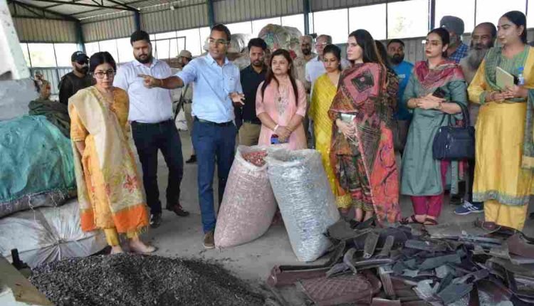 DC Jammu Avny Lavasa  inspects Material Recovery Facility at Kunjwani