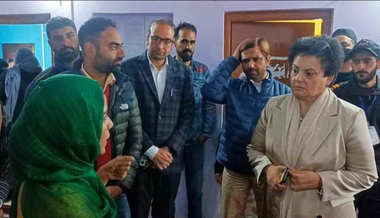 Chairperson NCW visits B'la; reviews progress of OSC for Women at Khawjabagh