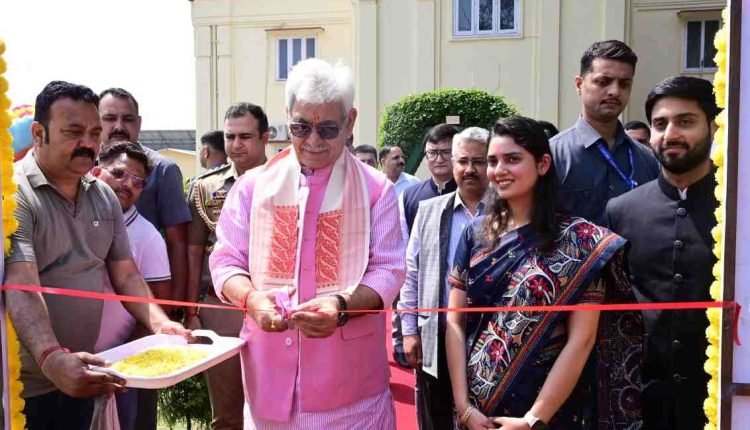 Raj Bhawan hosts the celebration of 100th Episode of Hon’ble PM’s Mann Ki Baat