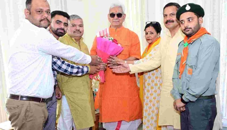 Chairman DDC Rajouri calls on Lt Governor