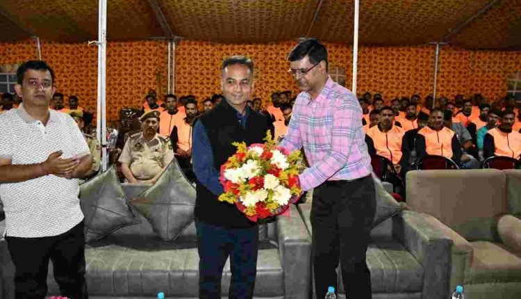 J&K successfully achieves the target of training 2100 Aapda Mitra Volunteers under Government of India scheme