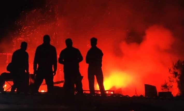 Building with Six Shops and 19 Rooms Gutted in Flames in Bhalla Market