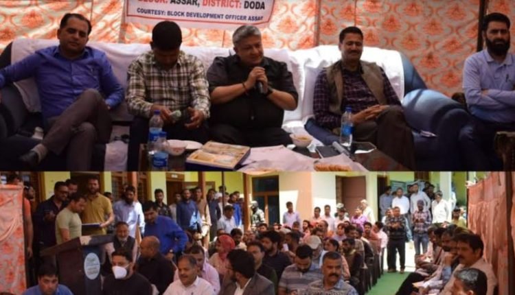DC listens to people's issues at Assar; Uses Drone technology to inspect  ongoing works in the area