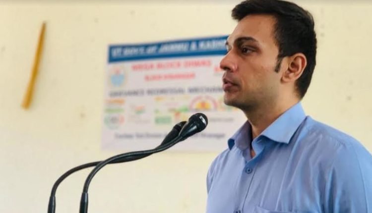 DC listens to public grievances, assures timely disposal of  genuine public issues