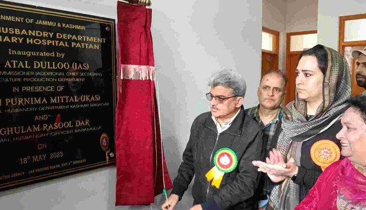 Atal Dulloo visits Pattan, inaugurates Rs 1.92 cr Veterinary Hospital, Fertility camp under HADP