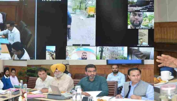 Replace annual water charges with monthly bills for convenience of public: CS