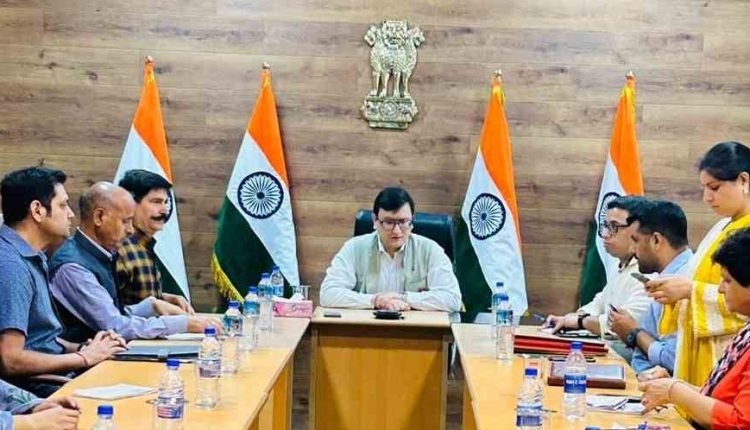 Minga Sherpa calls for coordinated efforts to disseminate government policies and programs in J&K