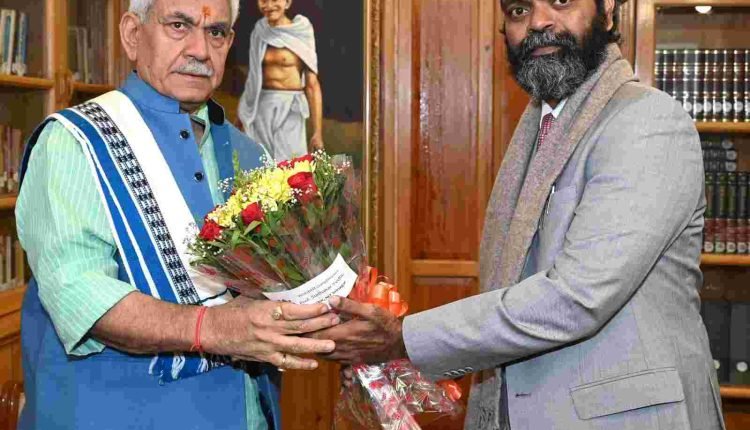 Chairman DDC Srinagar, Director NIT Srinagar call on Lt Governor