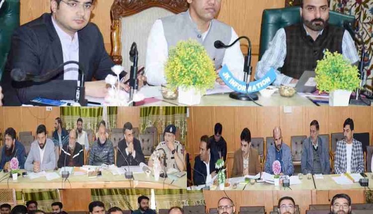 Div Com Kashmir reviews progress on Special Summary Revision in Pulwama & Shopian at Circuit House Pulwama