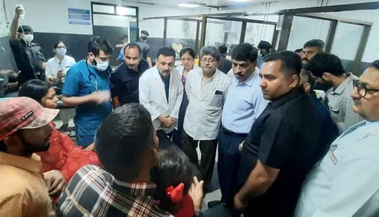 CS enquires about health of Katra bound accident victims at GMC Jmu