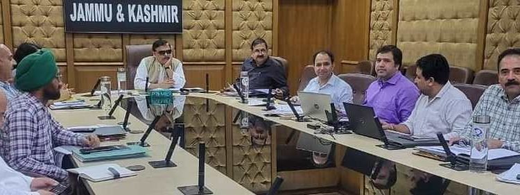 UT, Center govt committed towards establishing a robust education system in J&K: Alok Kumar