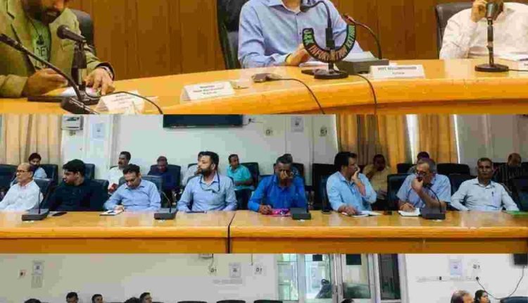 DC Kathua Rakesh Minhas  listens to people’s issues at Weekly Block Diwas programme