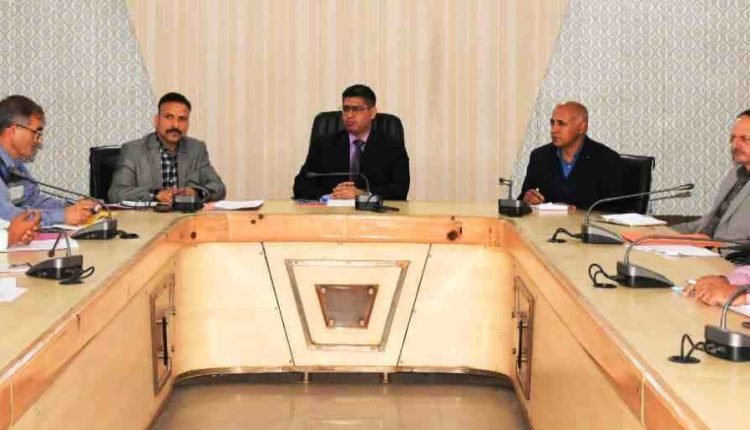 DDC reviews progress on Rajouri-Thanamandi-Surankote road project; asks for timeline completion of project