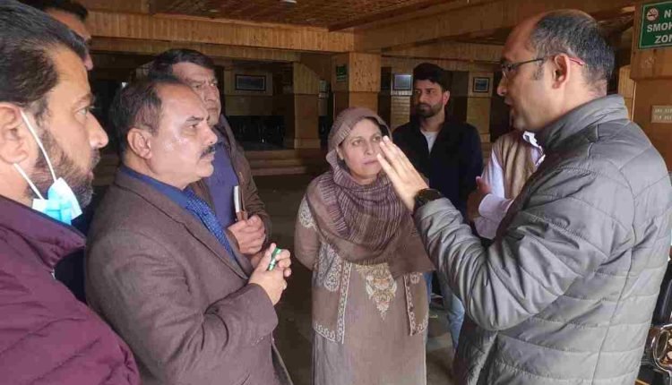 Secy Health reviews health care preparedness in North Kashmir