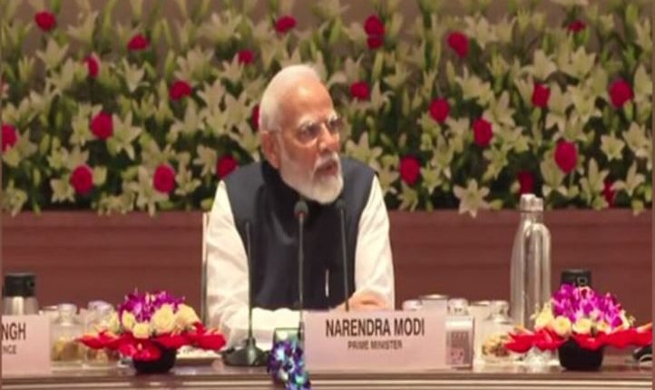 Prime Minister Modi Chairs NITI Aayog Meeting to Drive India's Development Goals;8 chief ministers absent