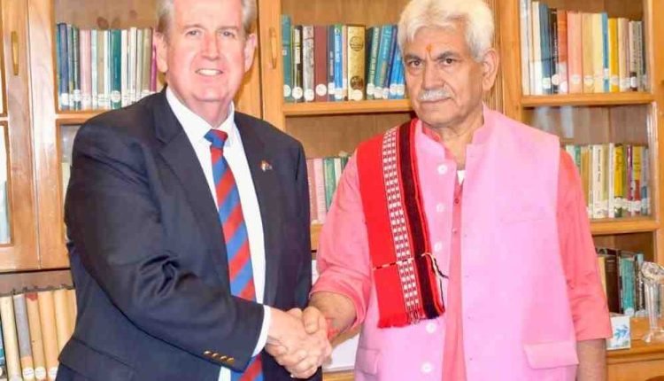 Australian Ambassador Barry O'Farrell calls on Lt Governor