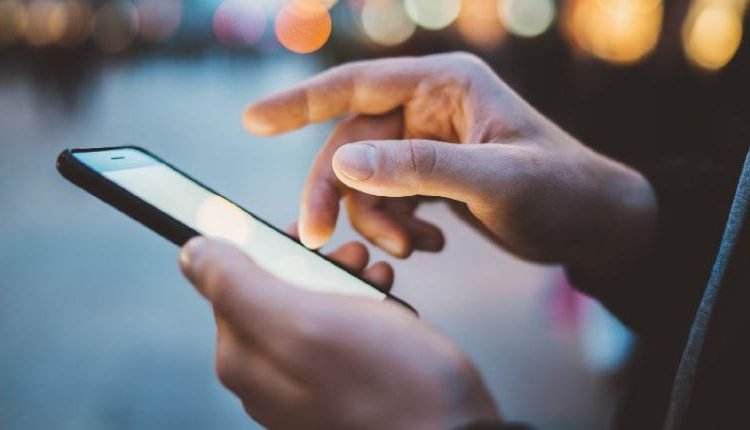 Indian Government Blocks 14 Mobile Messaging Apps Over Terrorist Links