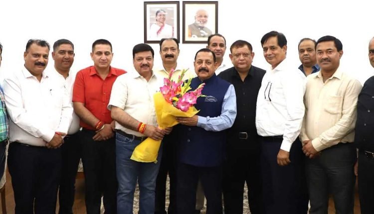 Chamber of Commerce & Industry Delegation Urges Union Minister for Land Policy Reforms and Incentives for Industrial Growth