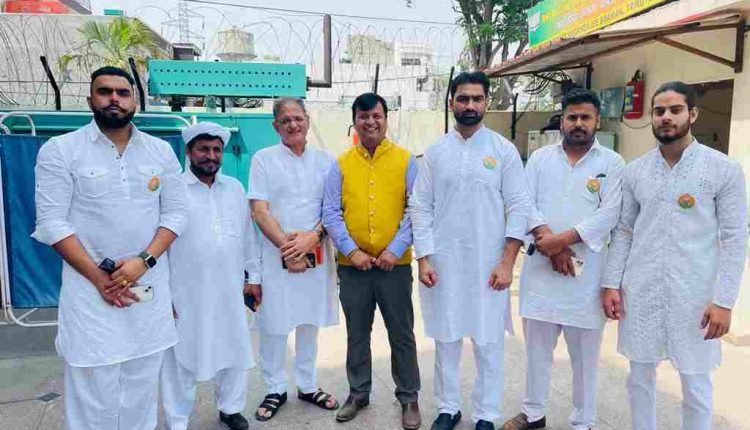 Farooq should come out of discriminatory mindset: discriminatory mindset